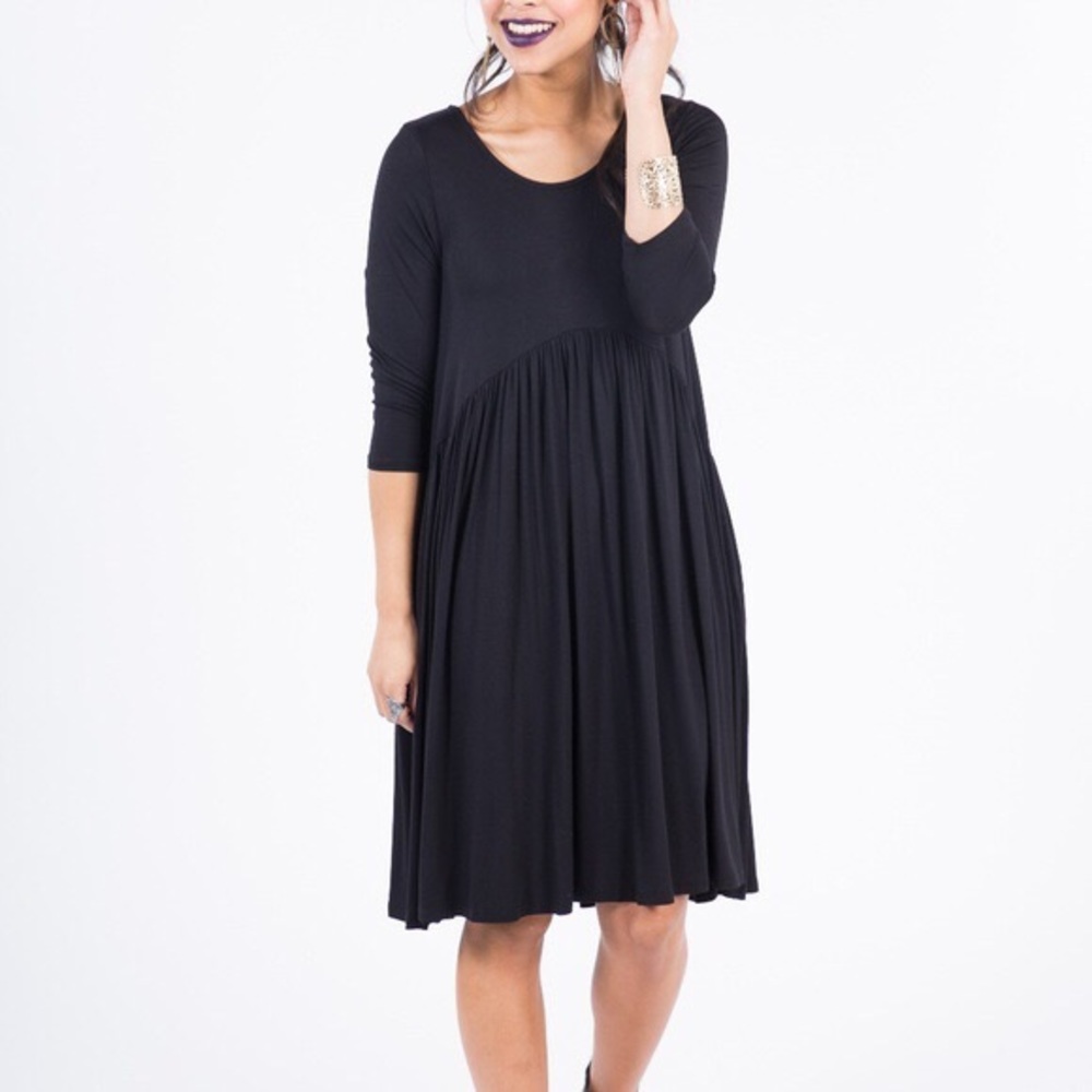 AGNES & DORA Black empire dress - Oakley dress